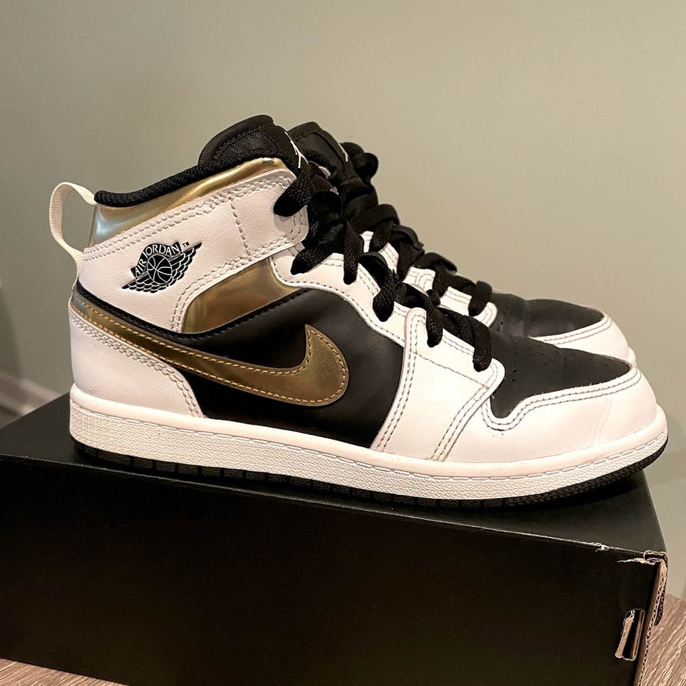 Jordan 1 Mid (PS)
